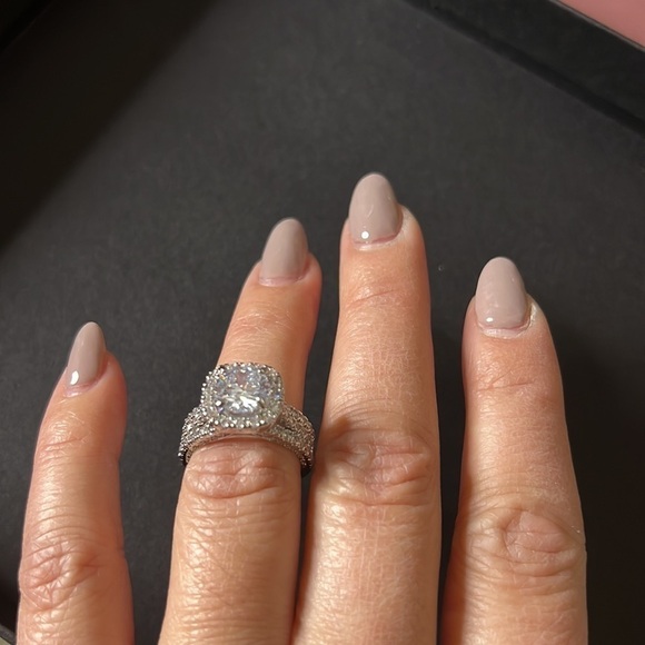 NWT Silver Tone Ring - Picture 5 of 8
